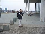 p1000413